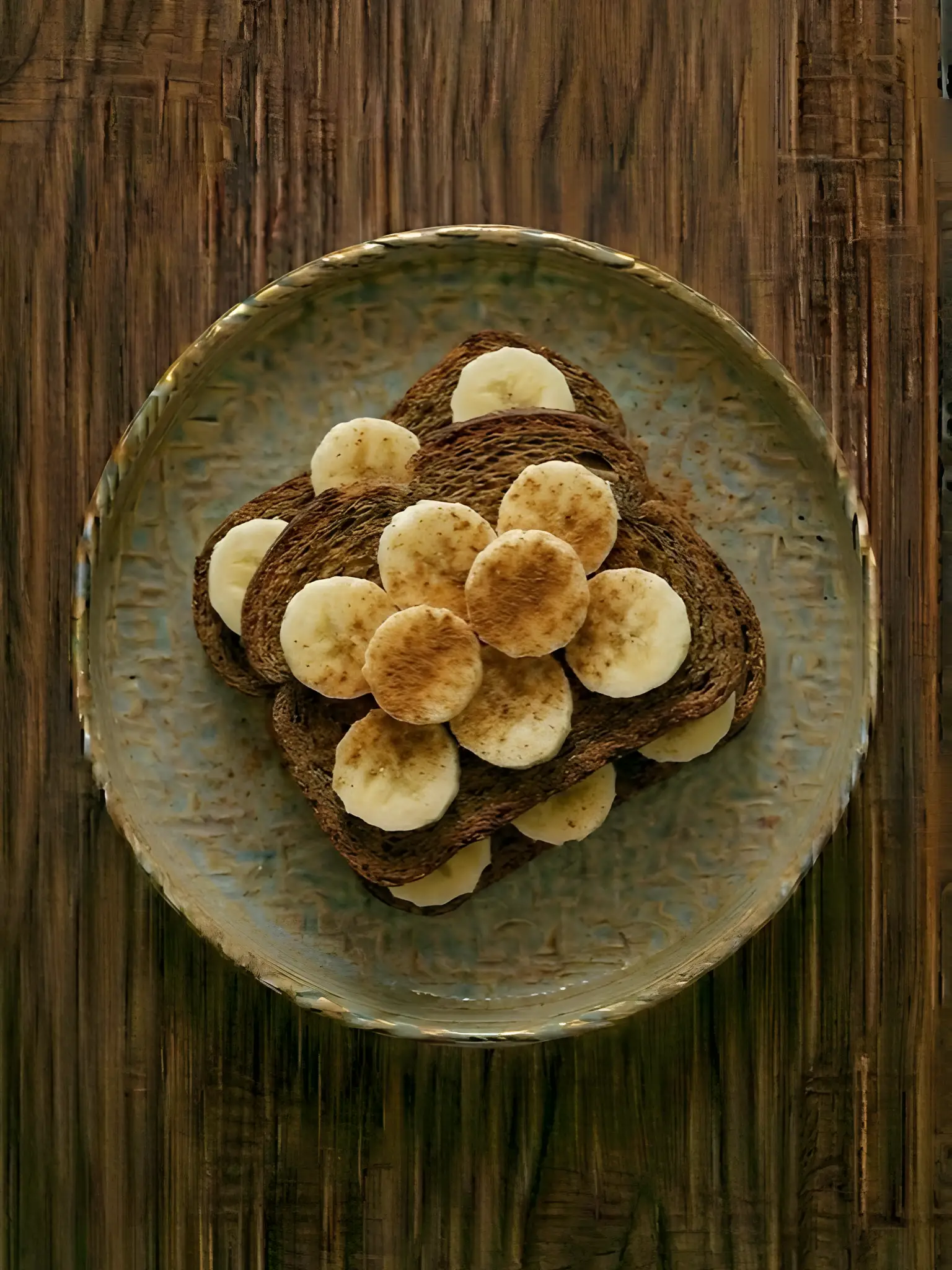Tostada de centeno con plátano y canela