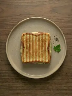 Croque Monsieur en Sandwichera