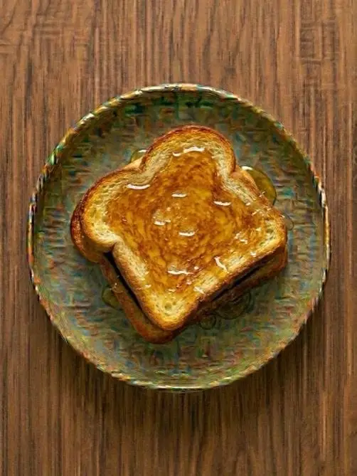 Tostada de pan brioche con miel