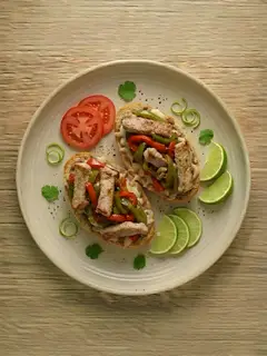 Montado de Lomo con Pimientos