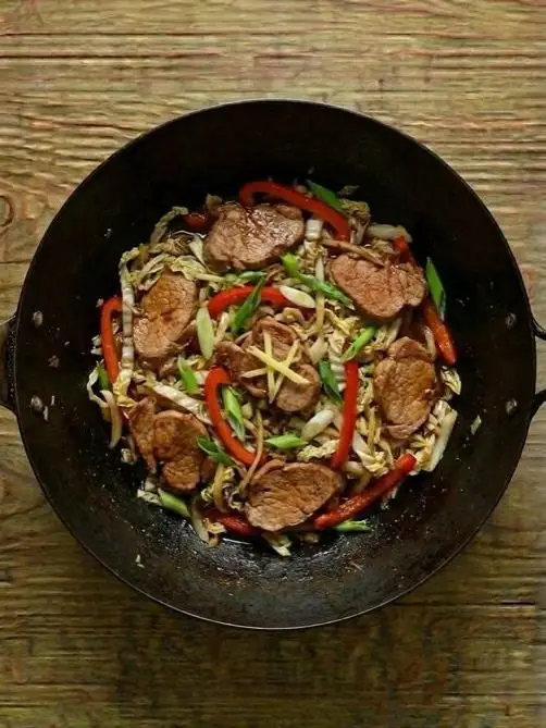 Cerdo con Verduras al Wok