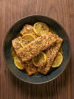 Lomos de salmón al horno con mostaza y limón