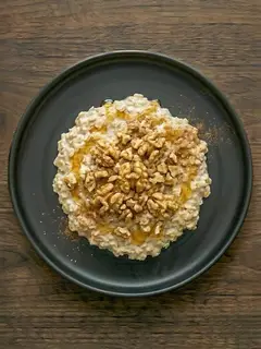 Avena instantánea con nueces y canela