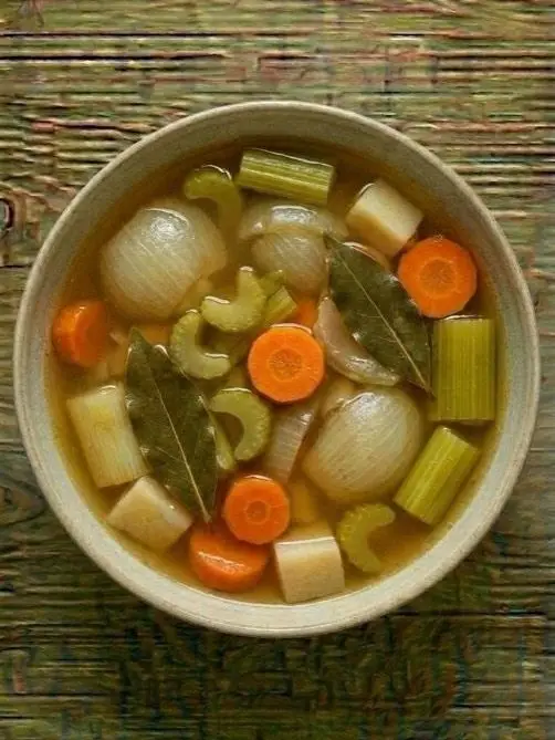Caldo de Verduras Casero