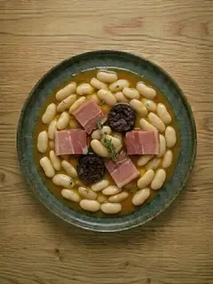 Fabada con Morcilla y Lacón