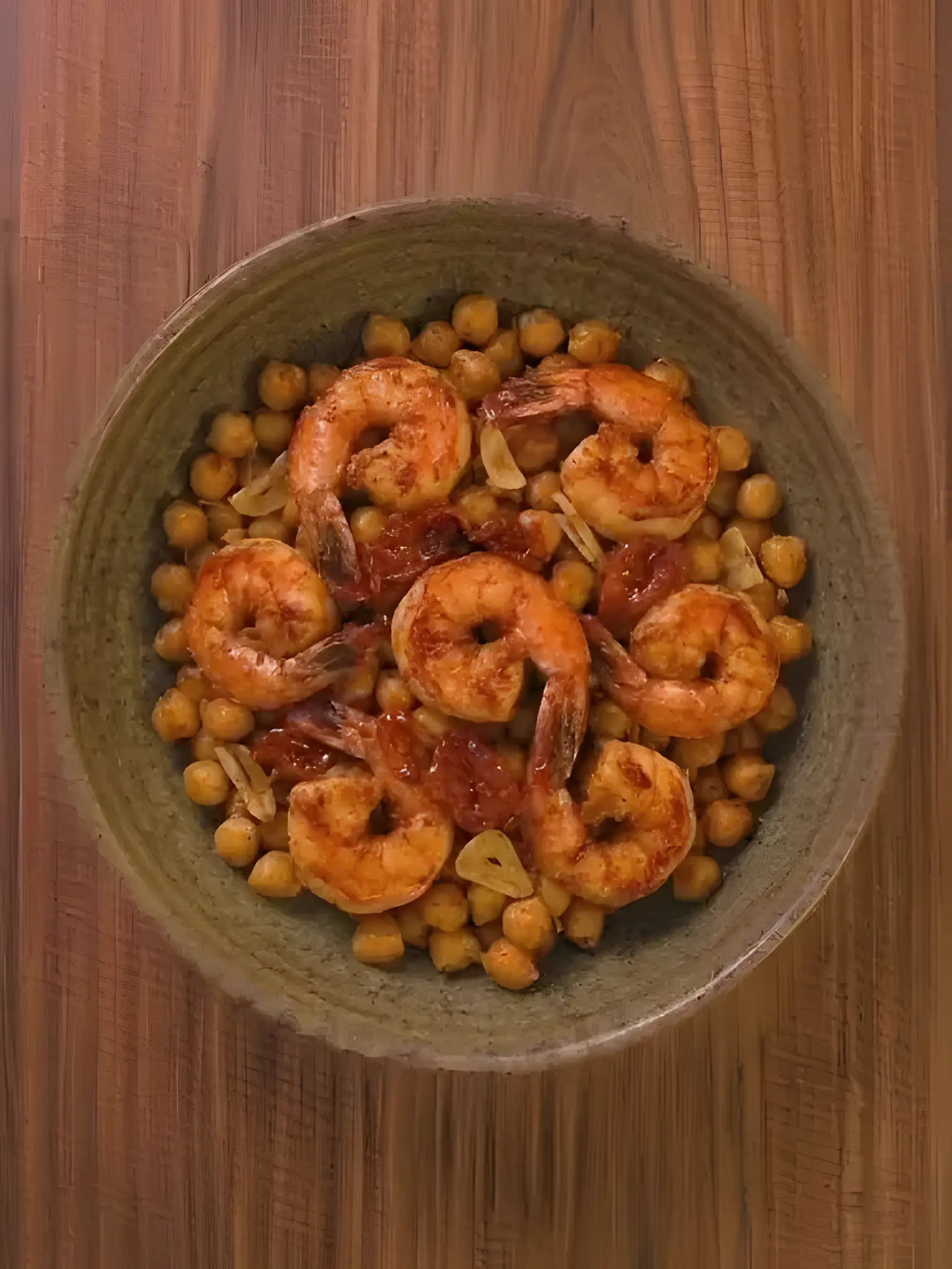 Garbanzos con langostinos