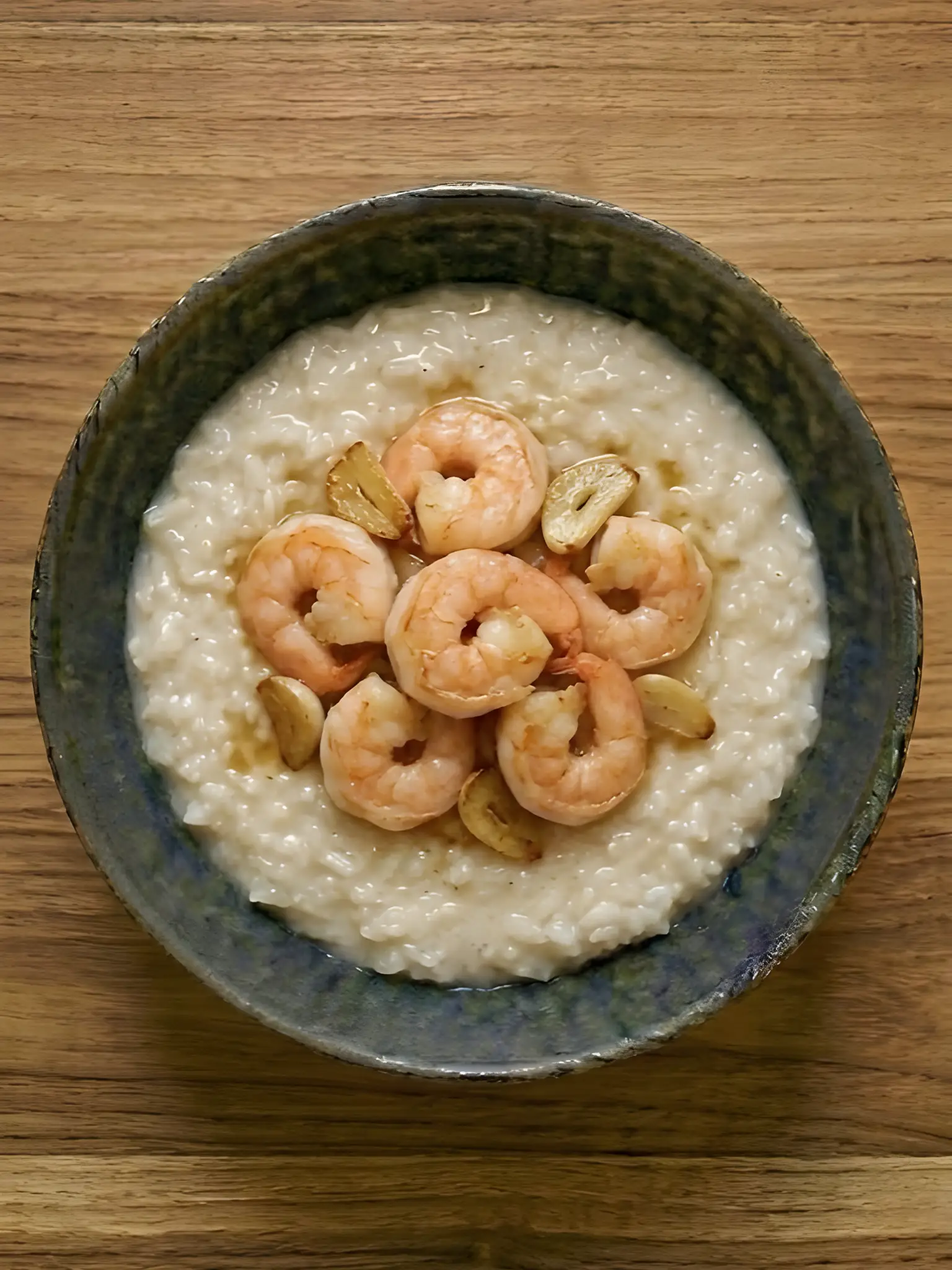 Arroz con leche de coco y gambas