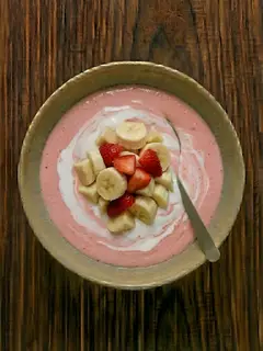 Batido de plátano y fresa con leche
