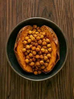 Boniato y garbanzos especiados en airfryer