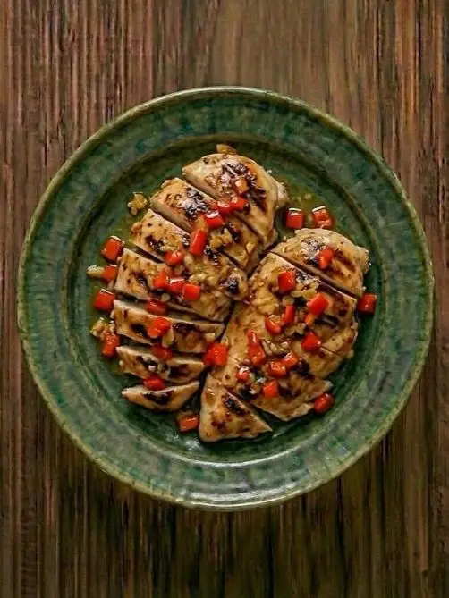 Pechuga de pollo con pimiento al horno rapido