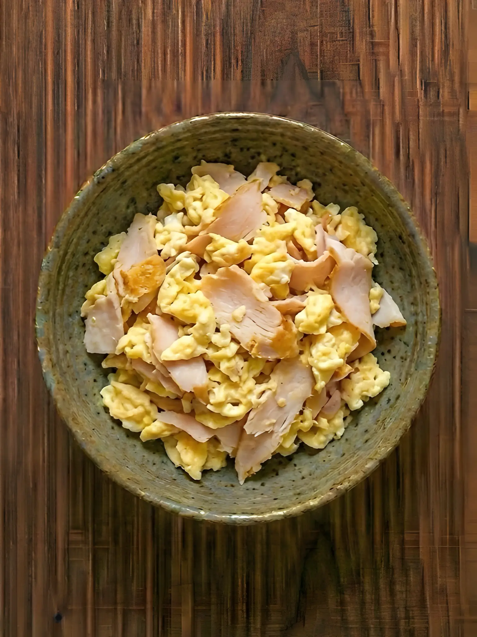 Huevos revueltos con pavo