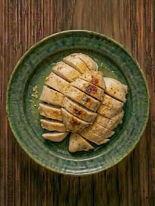 Pechuga de pollo en airfryer al limon y ajo