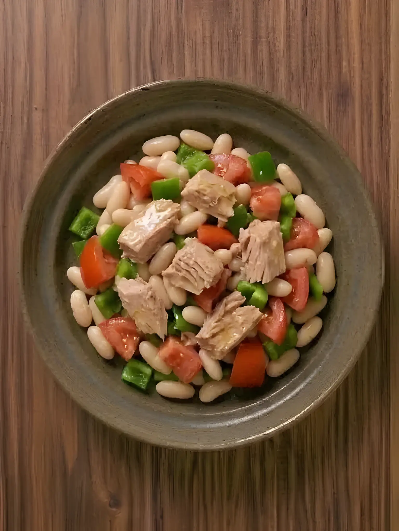 Alubias blancas con atún y pimiento