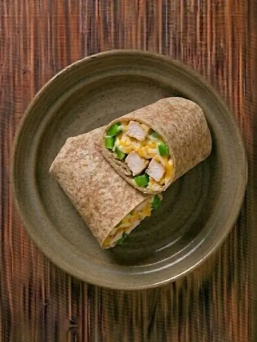 Wrap de pollo y queso a la sandwichera