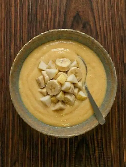 Batido de plátano y pera con leche