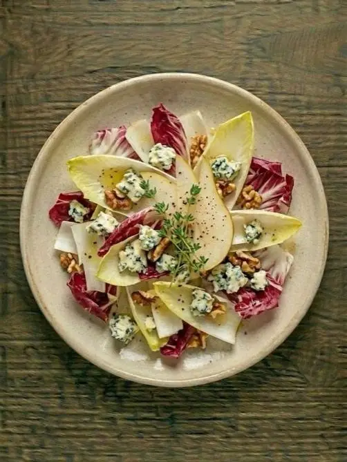 Ensalada de Endibias y Roquefort