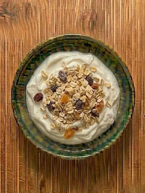Yogur griego con muesli