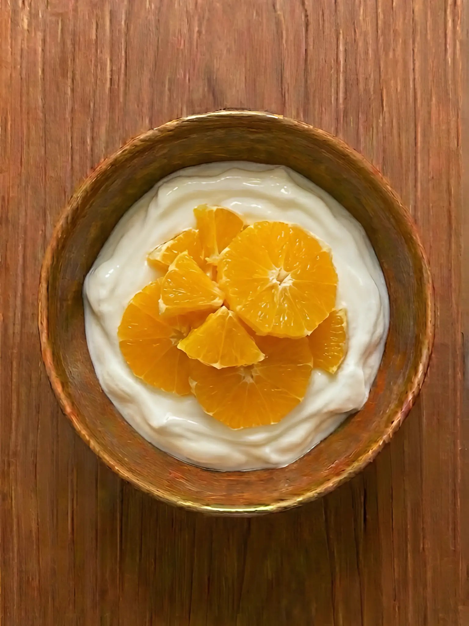 Yogur natural con naranja