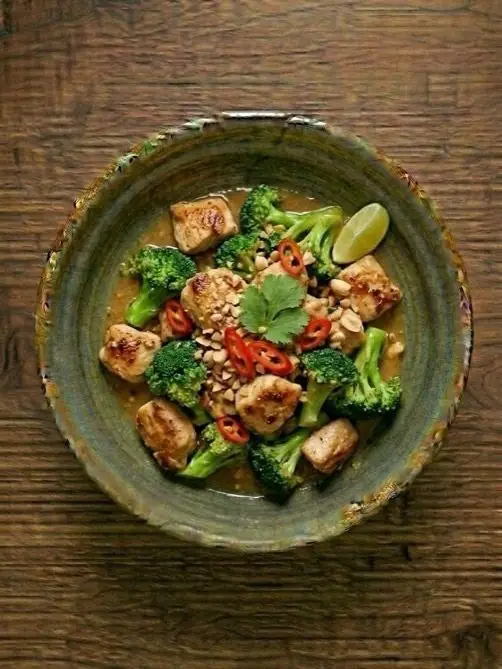 Pollo Stir-Fry con Brócoli