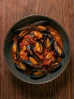 Mejillones en salsa de tomate picante