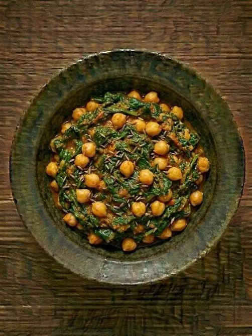 Espinacas congeladas con garbanzos y comino