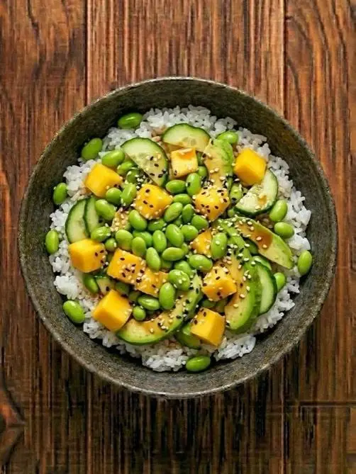 Ensalada de Poke con Edamame