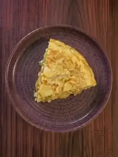 Tortilla de patata y cebolla ligera