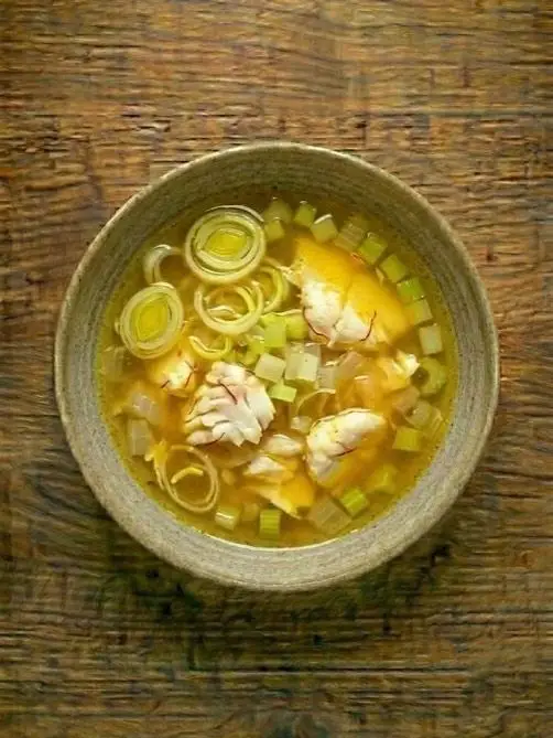 Caldo de Pescado Casero