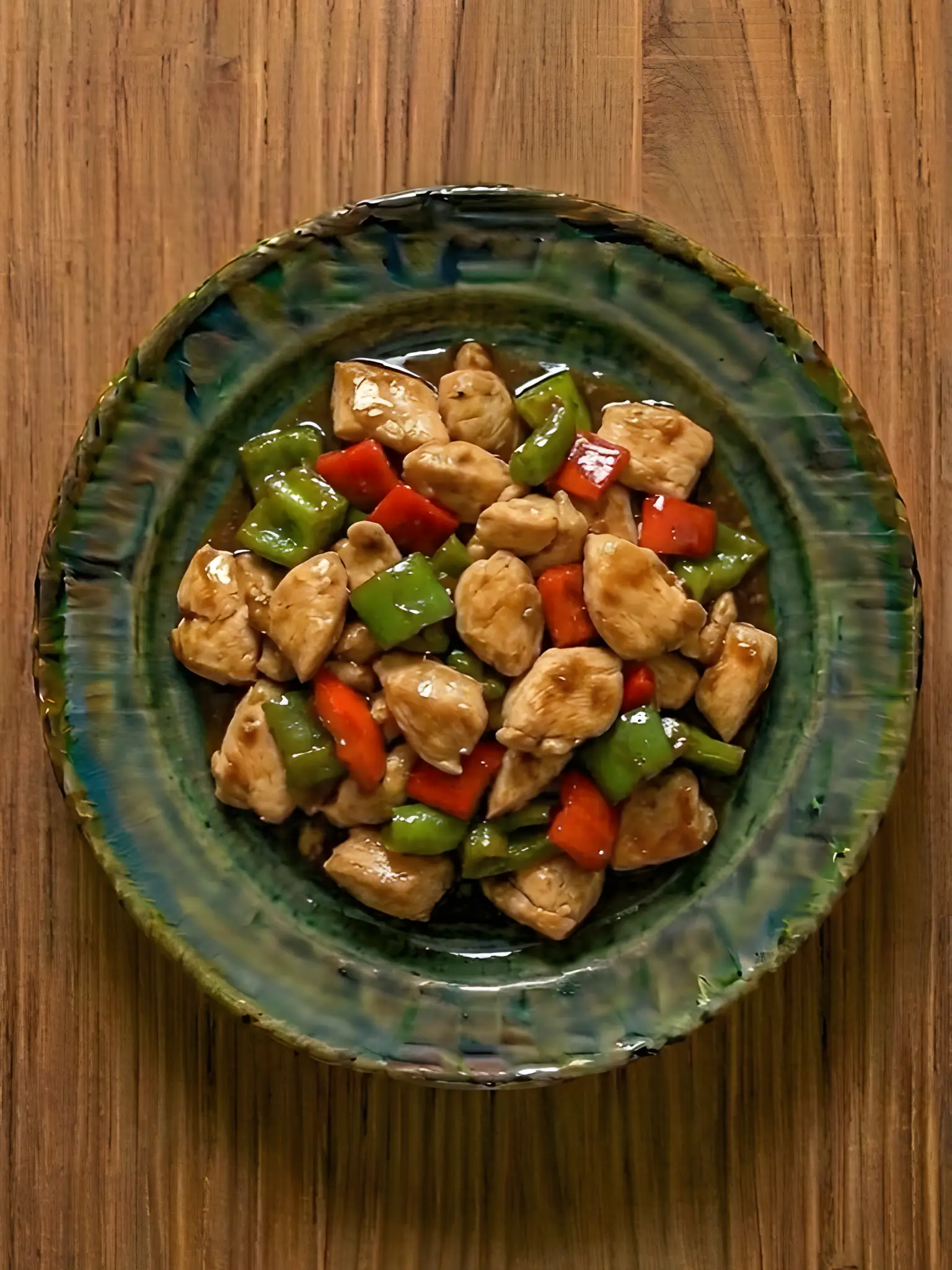 Wok de pollo con pimiento y soja