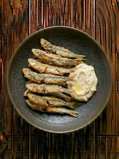 Boquerones Fritos con Alioli