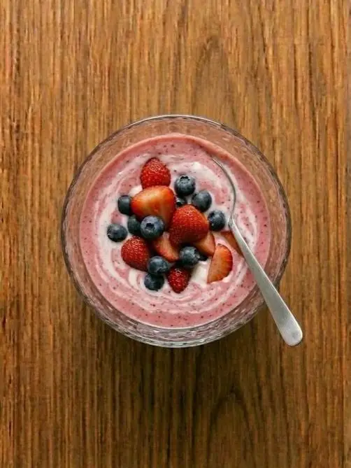 Batido de frutos rojos con yogur