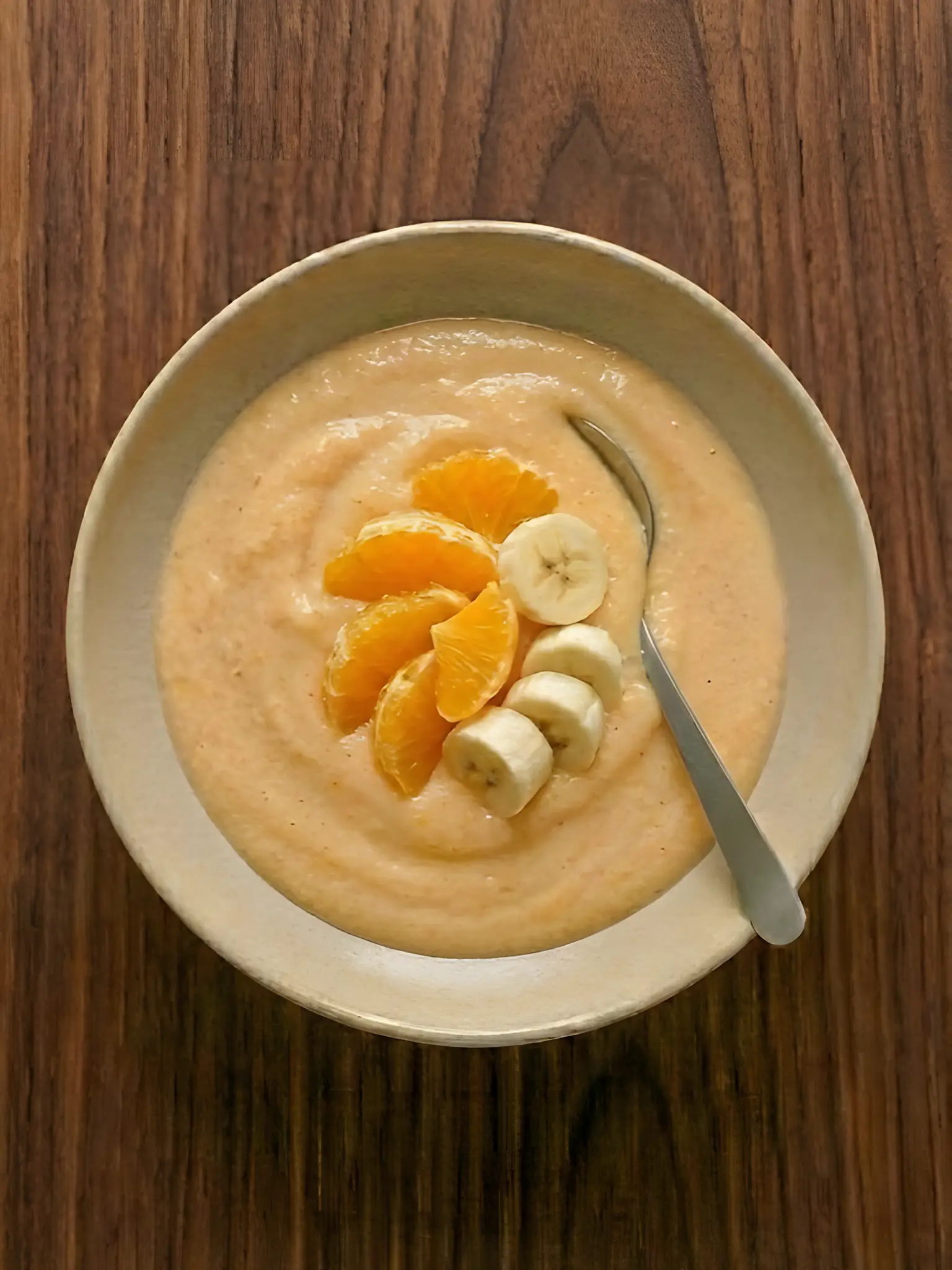 Batido de naranja y plátano con leche de avena
