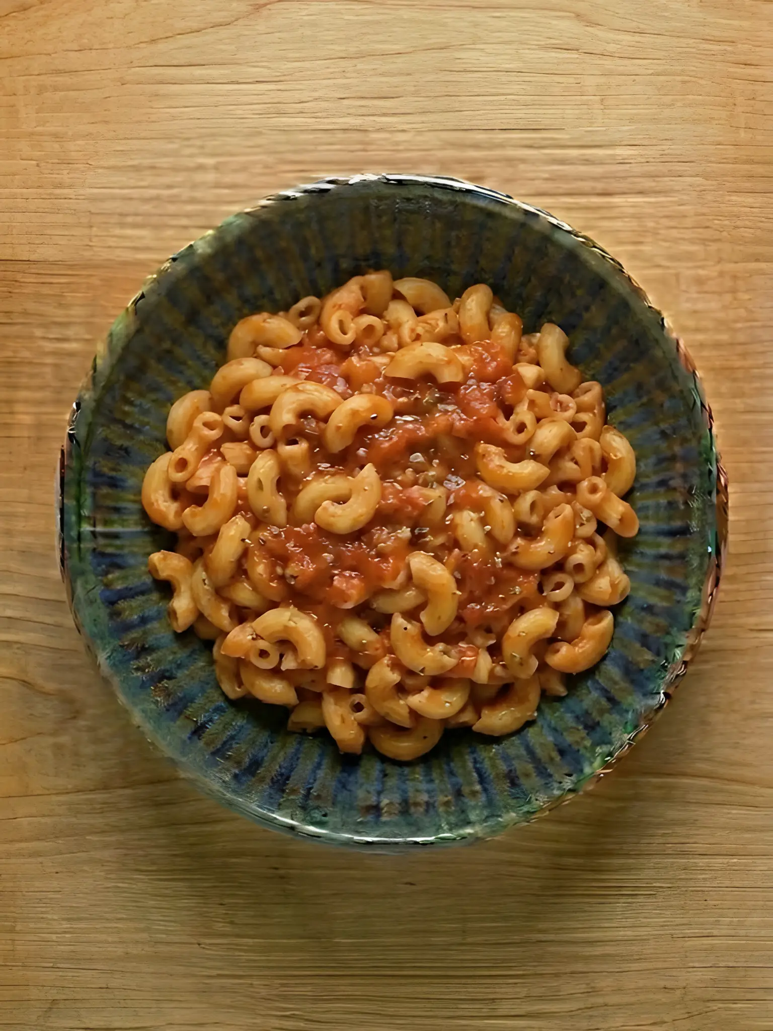 Macarrones al microondas con tomate