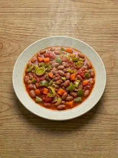 Alubias Rojas con Verduras de Temporada