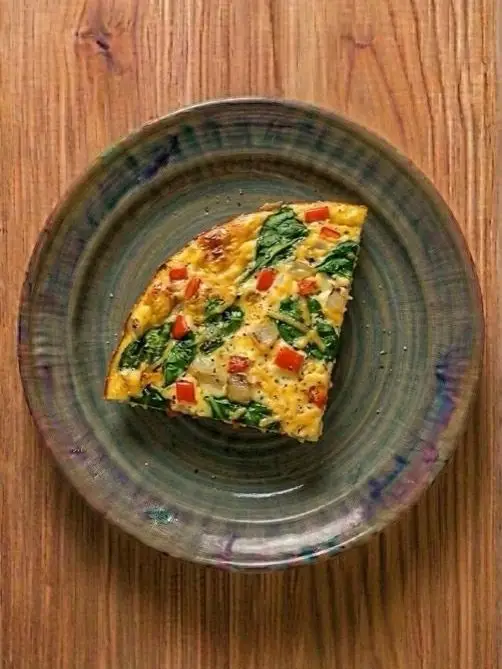 Frittata de verduras y queso al horno