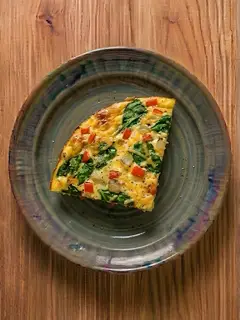 Frittata de verduras y queso al horno