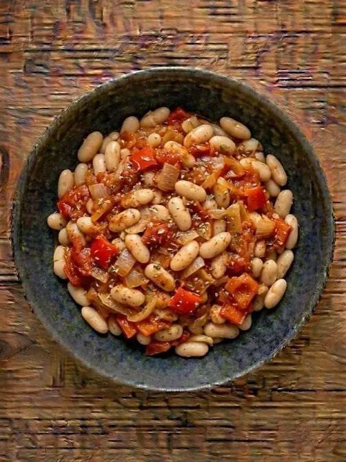 Alubias blancas con pisto rápido