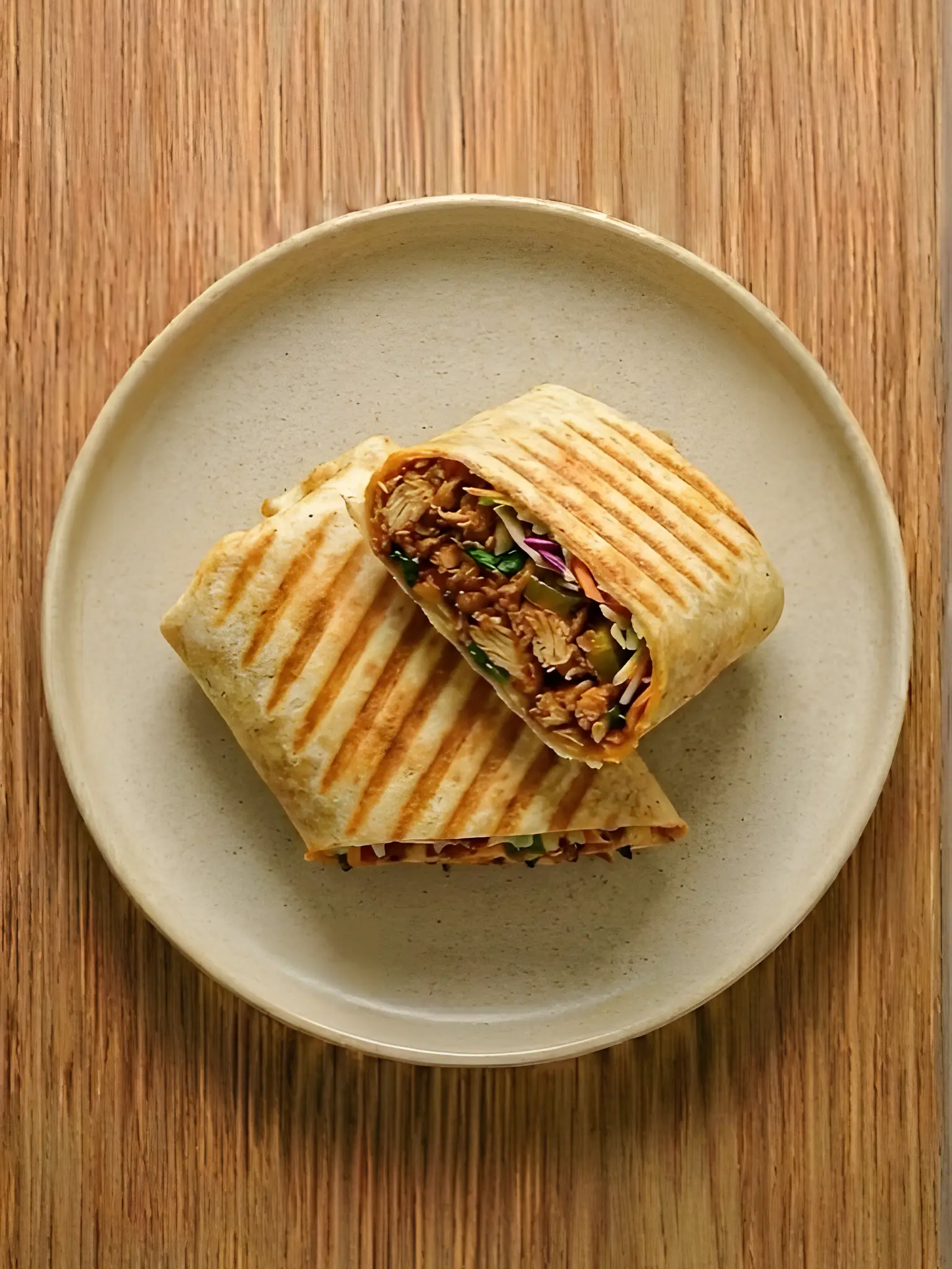 Wrap Caliente de Pollo en Sandwichera
