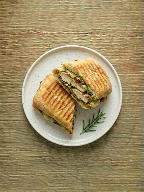Panini de Pollo con Pesto