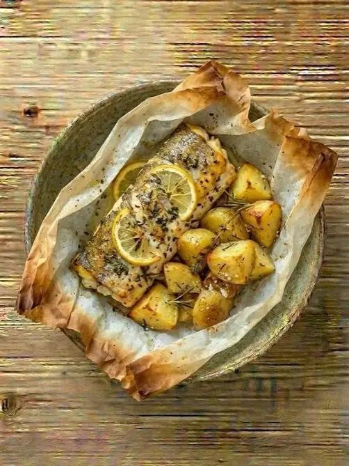 Merluza al Horno con Patatas Panadera