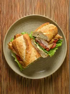 Bocadillo de Pollo Asado