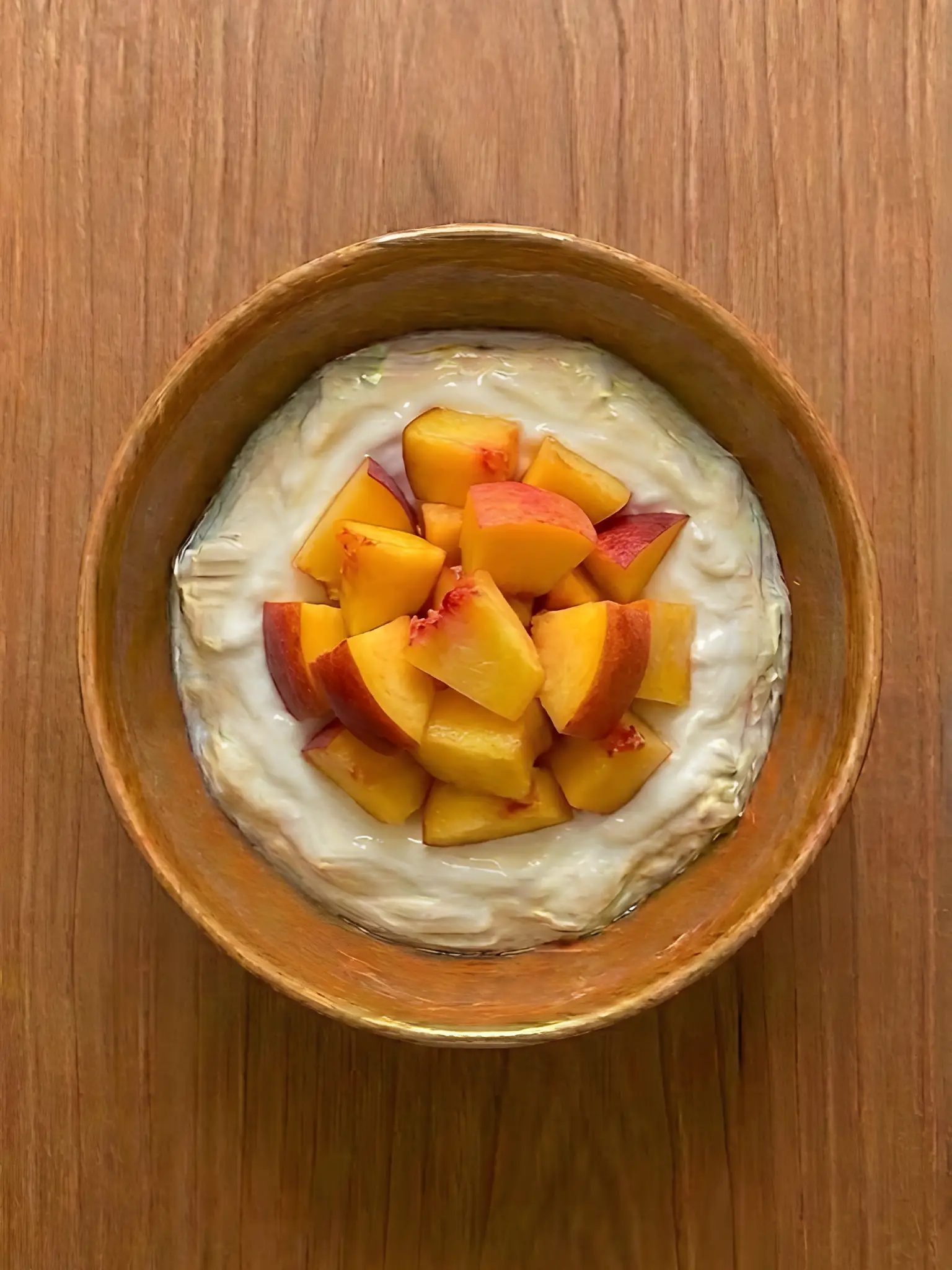 Yogur natural con melocotón