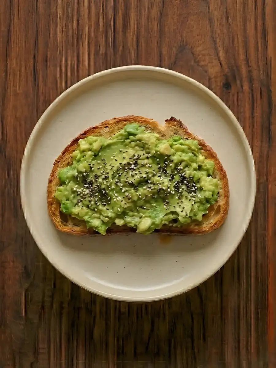 Foto de Tostada de biscotes con aguacate y semillas de chia