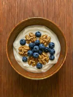 Yogur natural con nueces y arándanos