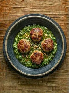 Albóndigas de Cerdo en Salsa Verde