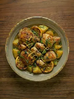 Pollo Asado con Ajo Asado y Limón