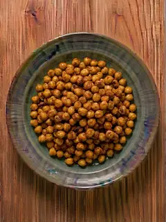 Garbanzos crujientes al horno con especias