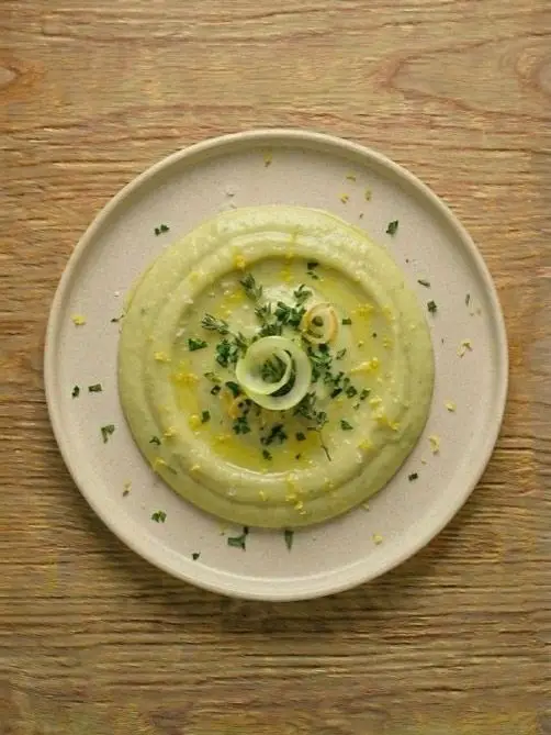 Crema de Apio con Manzana