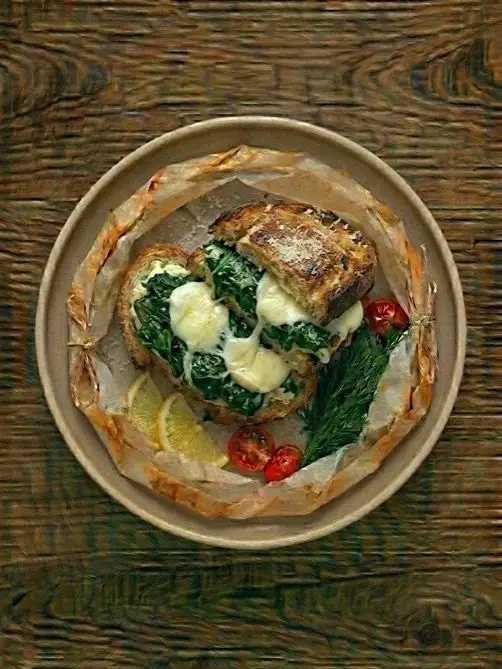Sándwich de espinacas y mozzarella