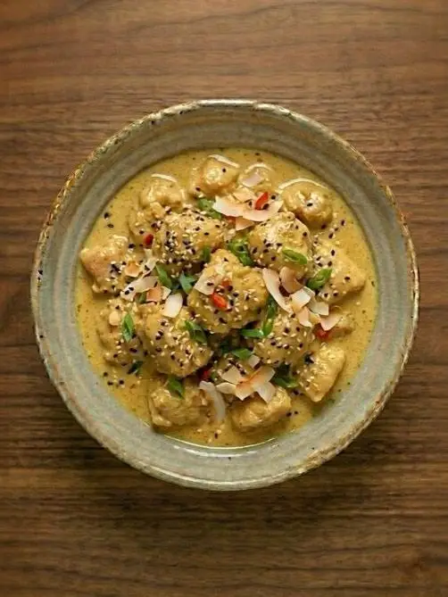 Pollo al Curry con Coco